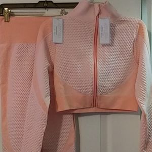 Astoria zip crop and leggings